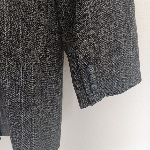Amanda Smith II Pure Wool Blazer Jacket Gray Pin Stripped US Plus Size 20W - Picture 9 of 12